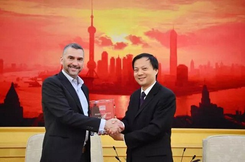 1510736779318016278.jpg 2.jpg