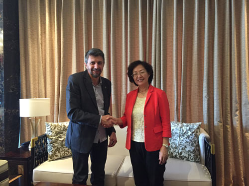 1511312228764048352.jpg 1.jpg