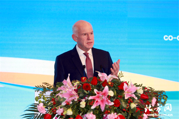 1516760130806068552.gif 6-1.gif