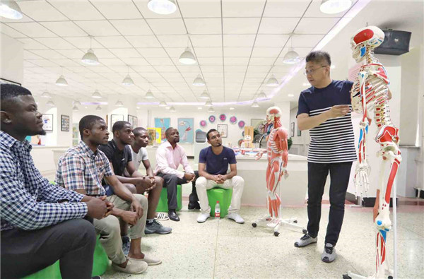 1530497894242070487.jpg 5b35c366a31033495a57b6b4.jpg