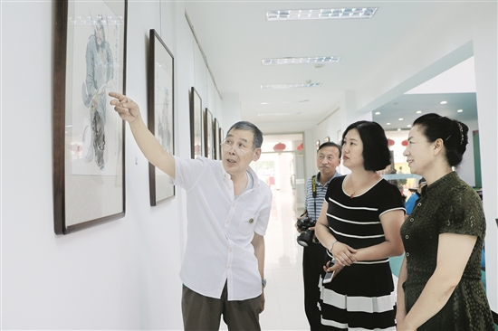 1502700532304050192.jpg 999.jpg