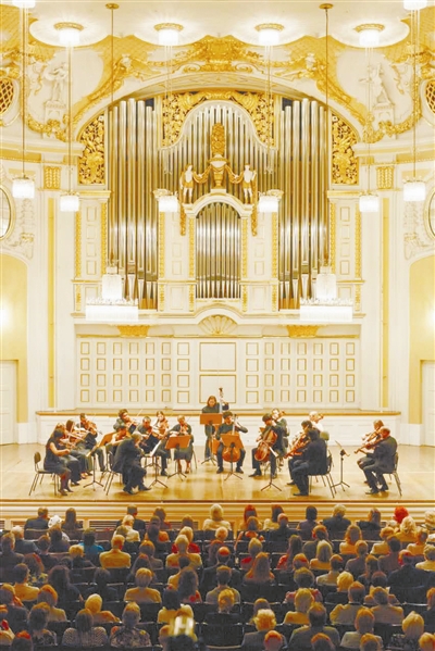 1503626453045029403.jpg mo1.jpg