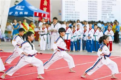 1504056391202004599.jpg tiyu.jpg