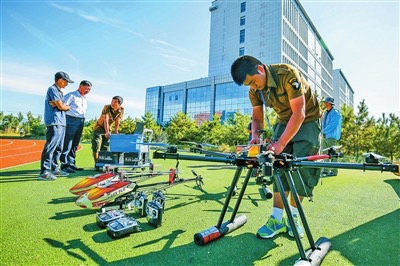 1504254049379000603.jpg 22.jpg