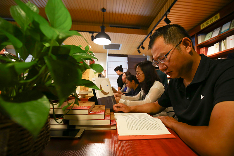 1504516930106067905.jpg 1504516930106067905.jpg