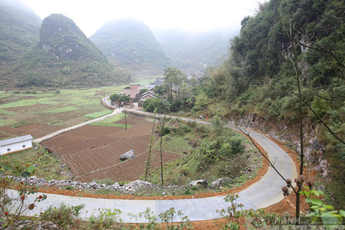 1518490637178048417.jpg 286ed488c7d51b5d1cff05.jpg