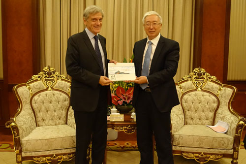 1511227734646044616.jpg 1.jpg