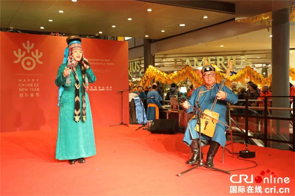 1517895847119051589.gif 1-1.gif