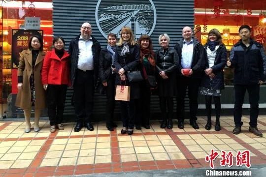 1518057878966074331.jpg 286ed488c82f1be4f8c236.jpg