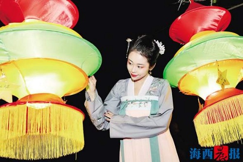 1519978101223084675.jpg 00300219840_d9825b6f.jpg