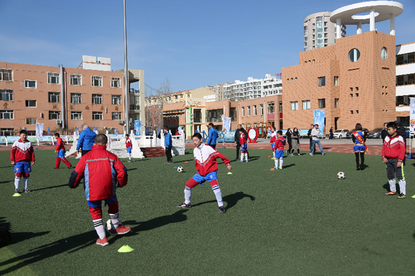 1519981803031053946.jpg 足球3.jpg