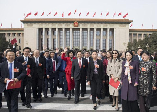 1521707539643020592.jpg 浙江人大代表_副本.jpg