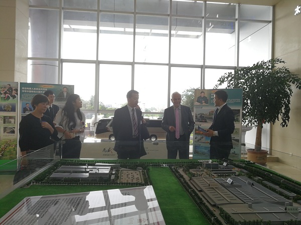 1526028447143022976.jpg 金龙集团.jpg