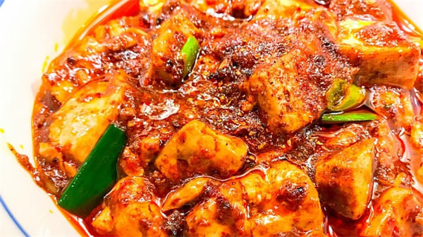 1526868933015065102.jpg 5afe3c86a3103f68b65b9ad5.jpg