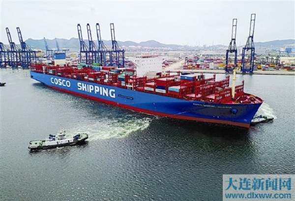 1535938377147052434.jpg 大连港.jpg