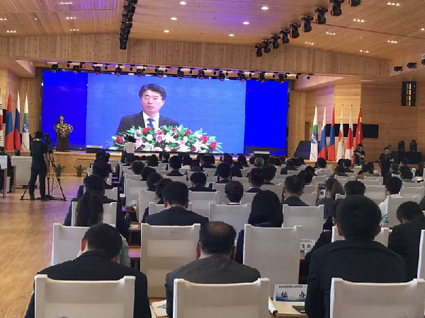 1537952683090007669.jpg 286ed488c7cf1d158d883c.jpg