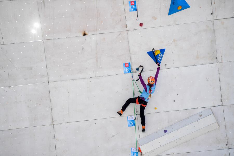 1517904582960000444.jpg r3.jpg