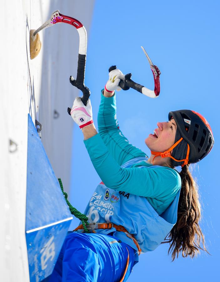 1517904811934020775.jpg r5.jpg