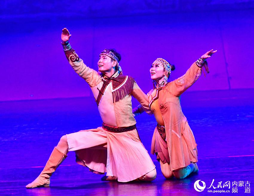 1513587832786024157.jpg 80.jpg