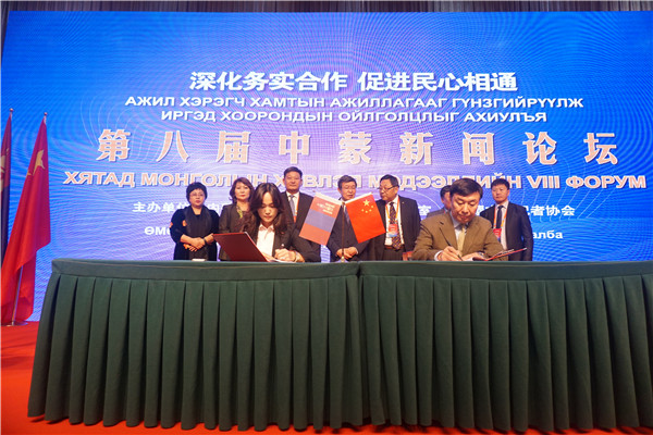 1511492657882085513.jpg 479293128266565120.jpg