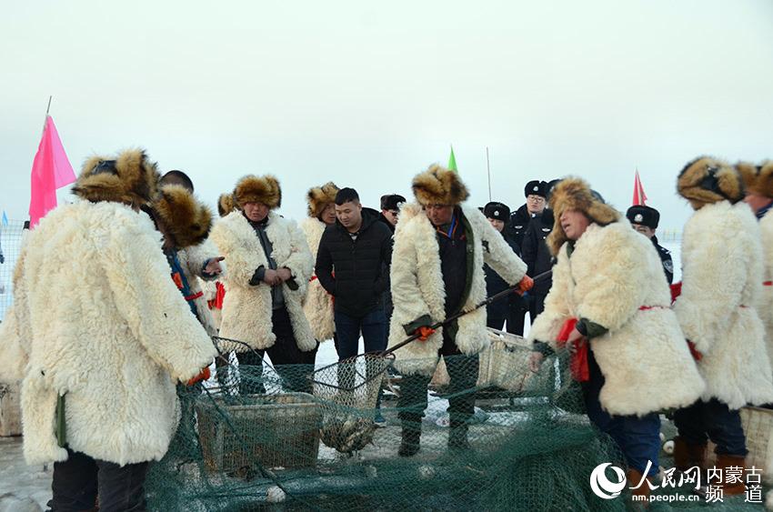 1516085555315013504.jpg 22.jpg