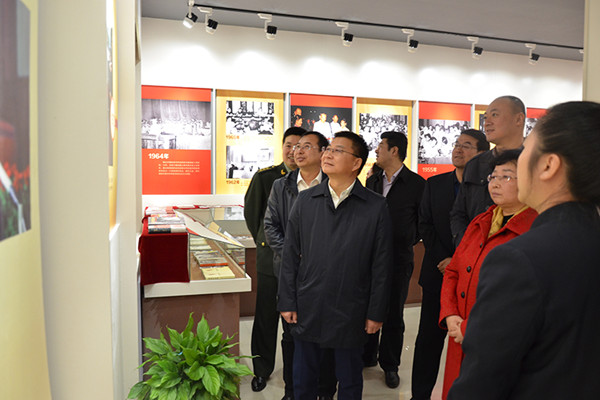 1521618907864073510.jpg W020180315426970542576_副本.jpg