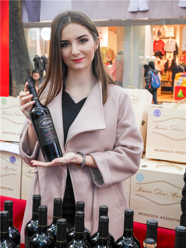 1514281458266046765.jpg 15133306059286.jpg