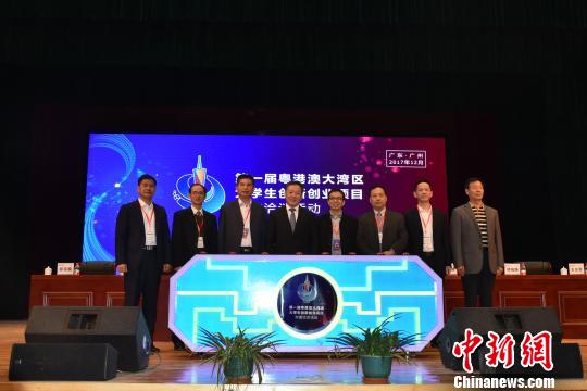 1514368683962060890.jpg 1.jpg