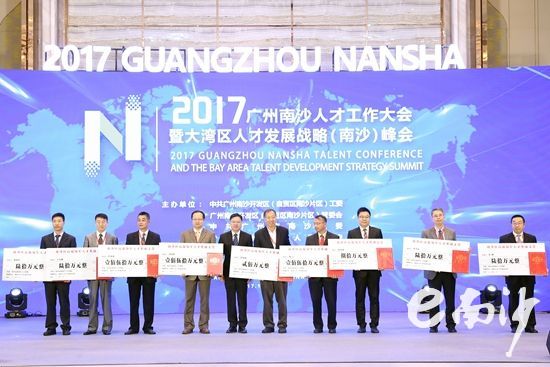 1524187907637076173.jpg 2.jpg