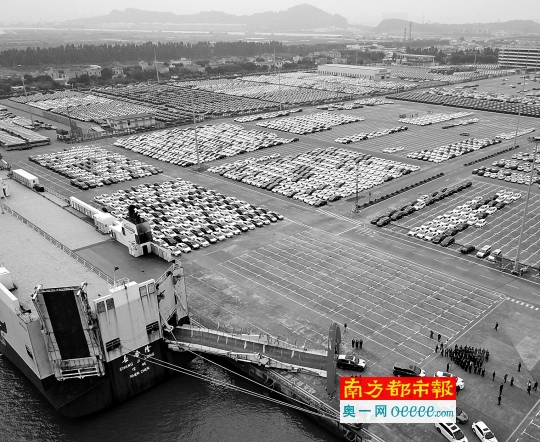 1511943749784020853.jpg dkga102905_b.jpg