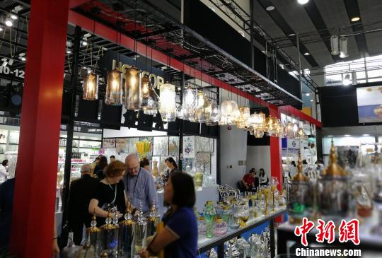 1509428349544003708.jpg 73656330.jpg