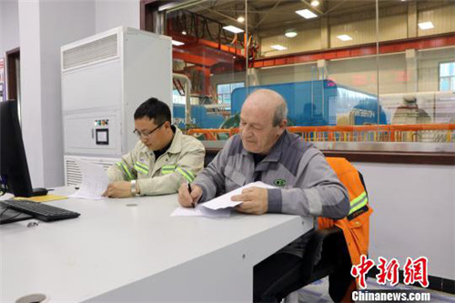 1518412753064045759.jpg bb679c4bd439a0d868141e818dfe3503.jpg