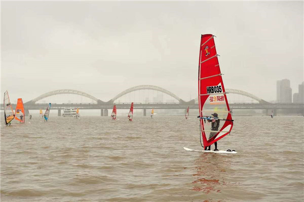 1535335440723051114.jpg 5b822ff5a310add1c69892d1.jpg