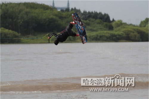 1518419102346059408.jpg 3c3307e1c05f1d9dda0ee17603a5325d.jpg