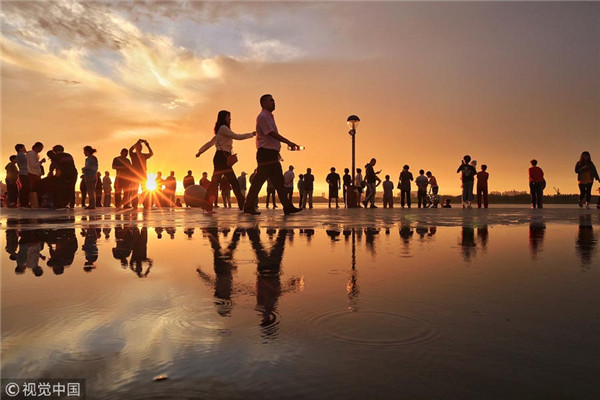 1530495900694084038.jpg 5b35d71ba31033495a57bdd6.jpg