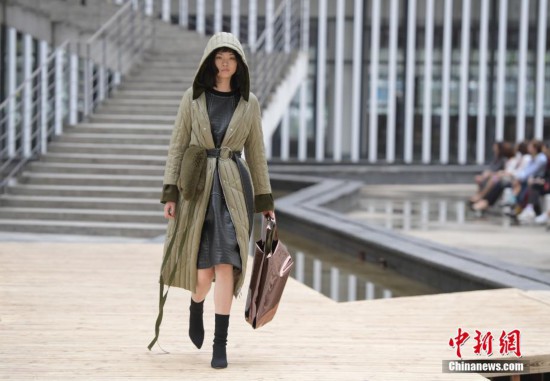 1521019816486018534.jpg 1477693082810853363.jpg