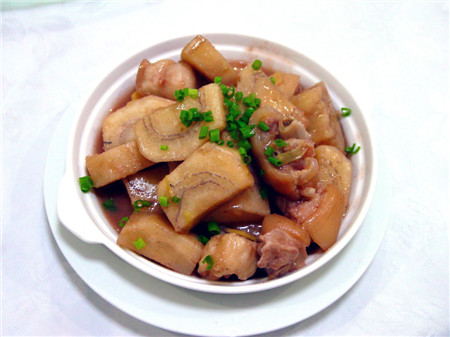 1521620356141099248.jpg 粉葛.jpg