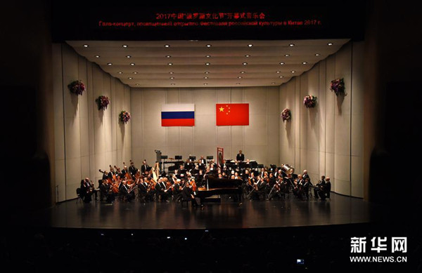 1505294754040007438.jpg 1121653026_15052624944541n.jpg