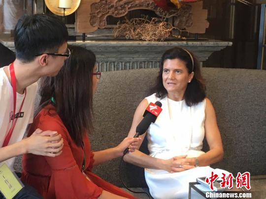 1505898734265001362.jpg 72122630.jpg