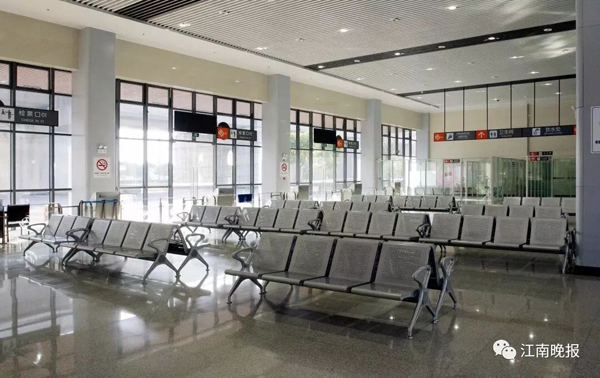 1534904378287042876.jpg 05.jpg