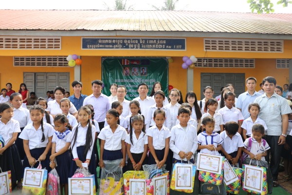 1522833947489035764.jpg 04.jpg