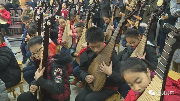 1525749439094010465.jpg 02.jpg