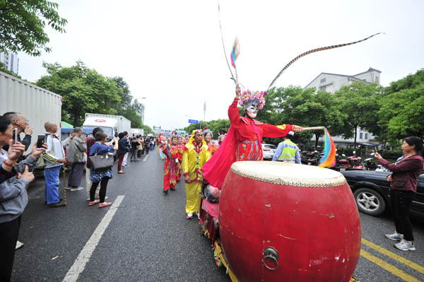 1527475405339095120.jpg 05.jpg