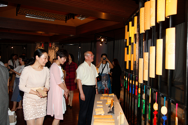 1528965421877042588.png 03.png