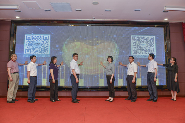 1532064581105099421.jpg 002-600.jpg