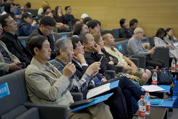 1539657272796088107.jpg 5bc4531fa310eff36900f3b2.jpg