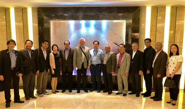 1539831285130083924.jpg W020181016359727006418.jpg