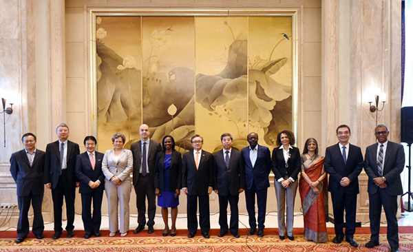 1541034945700044891.jpg 3.jpg