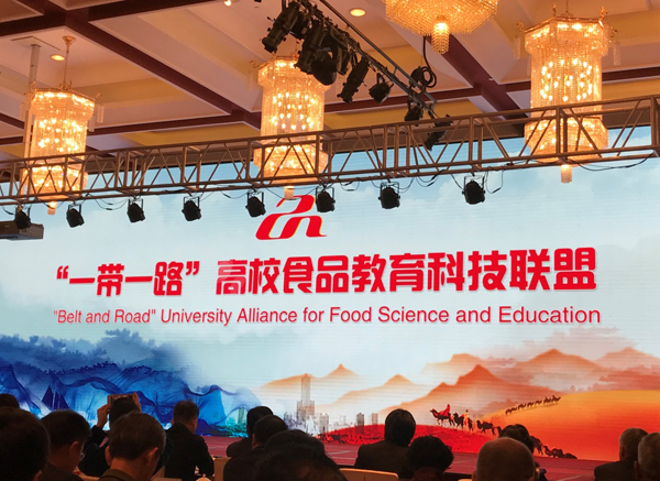 1542696054396009393.jpg 01.jpg