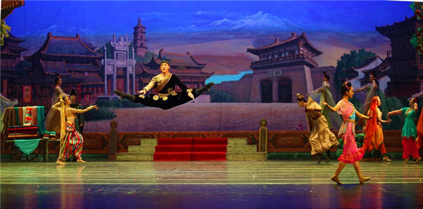 1526632058101057475.jpg 5afe3cf9a3103f68b65b9b9c.jpg